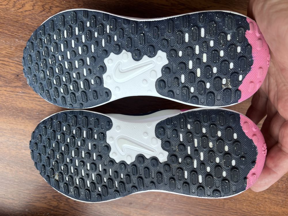 Кросівки 34 розмір Nike оригінал
