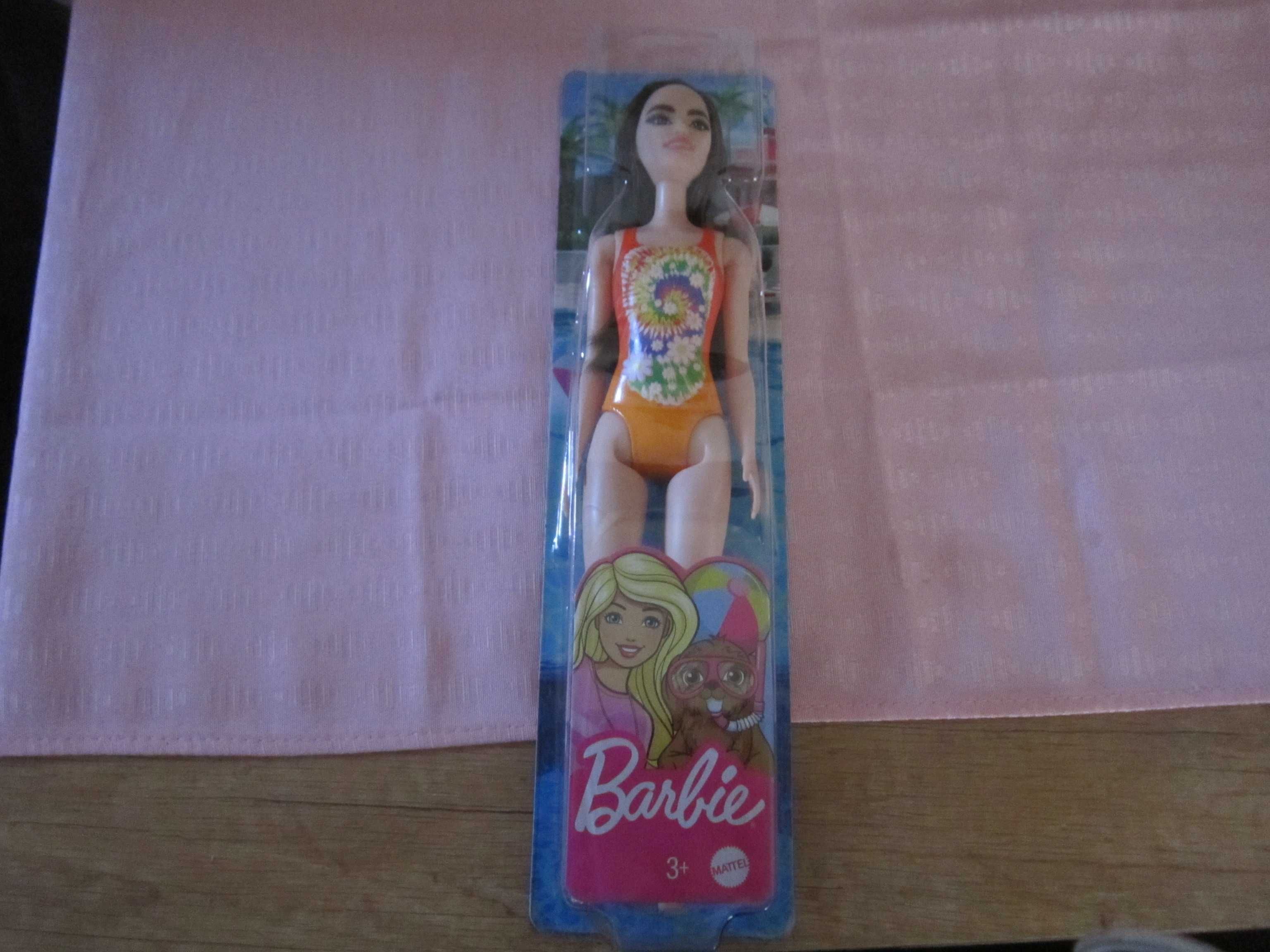 Barbie Lalka plażowy strój Mattel HDC49