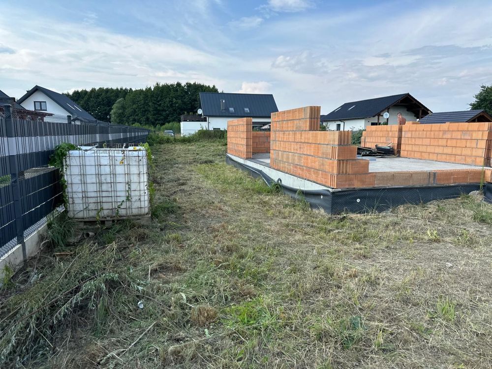 działka budowlana 10,6a z rozpoczętą budową domu – Jezioro Nyskie