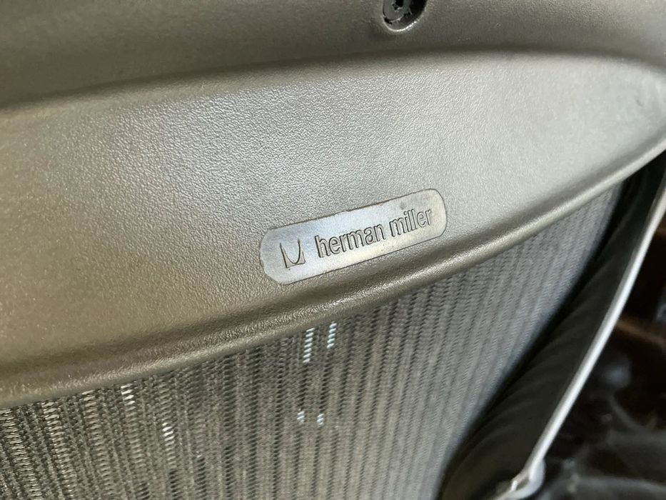 Krzesło biurowe Herman Miller
Classic B
