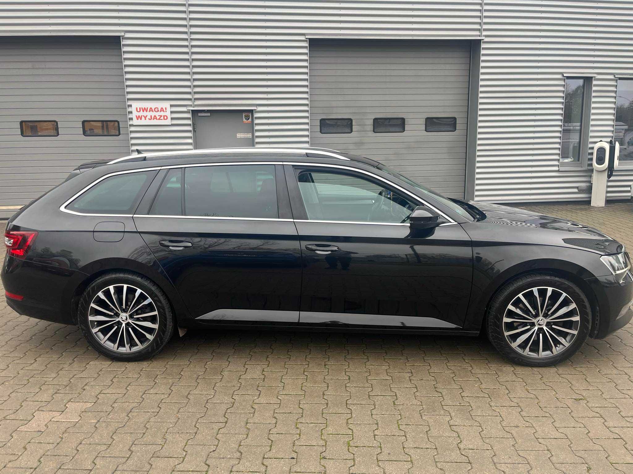 Skoda Superb super stan