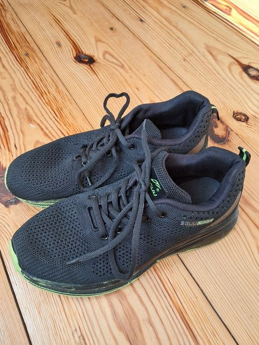 Текстильні кросівки