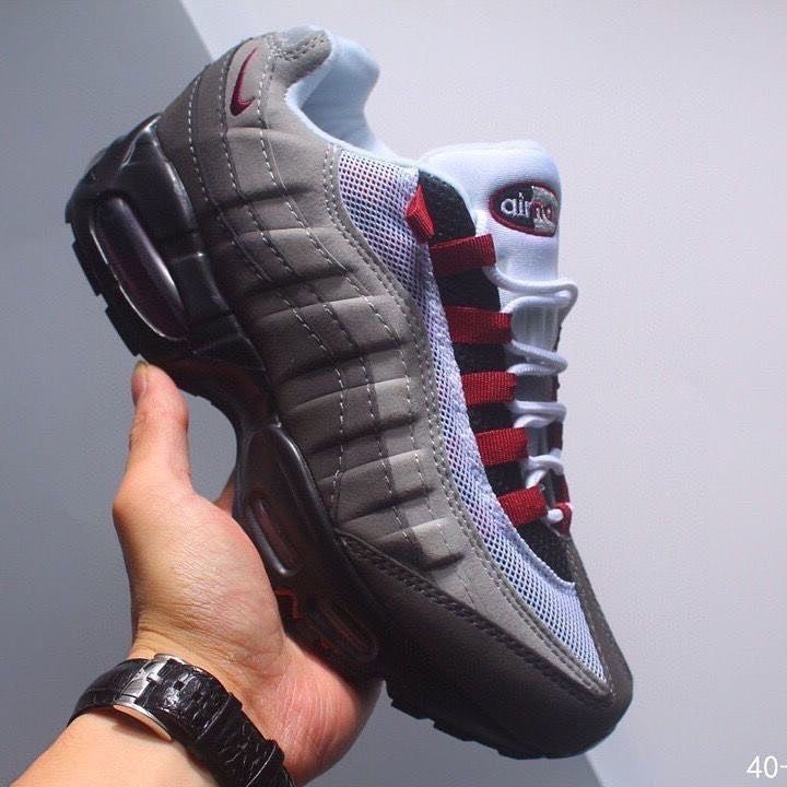 AirMax95 на балонах