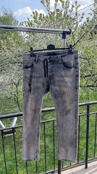 Jeans letnie spodnie M/L.