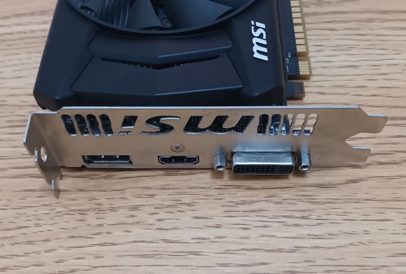 Placa gráfica MSI AMD Radeon R7 370 OC 2 Gb DDR5