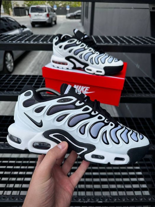 8 кольорів Nike Air TN Plus Drift