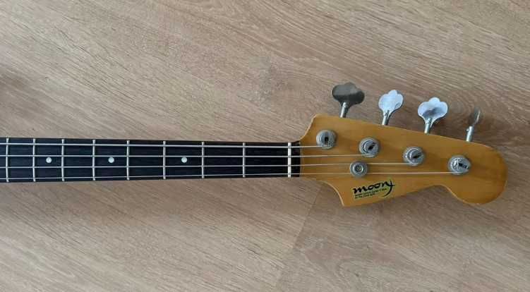 Gitara basowa Moon JB-4 Classic