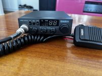 CB radio Uniden pro 520 xl