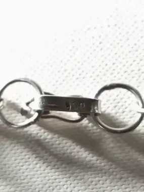 набор украшений из серебра.