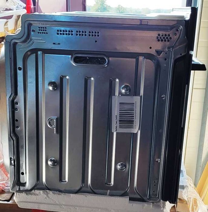 Piekarnik ELECTROLUX EOC8H31Z Elektryczny parowy Czarny A+