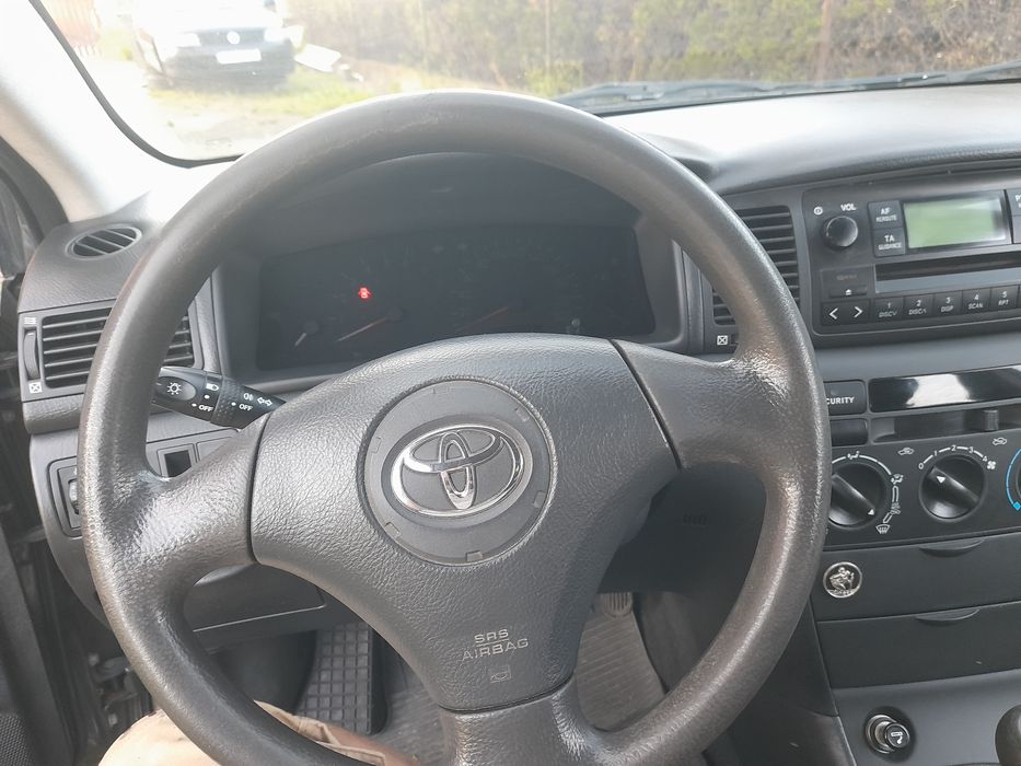Toyota Corolla 1.4 vvti Salon Polska