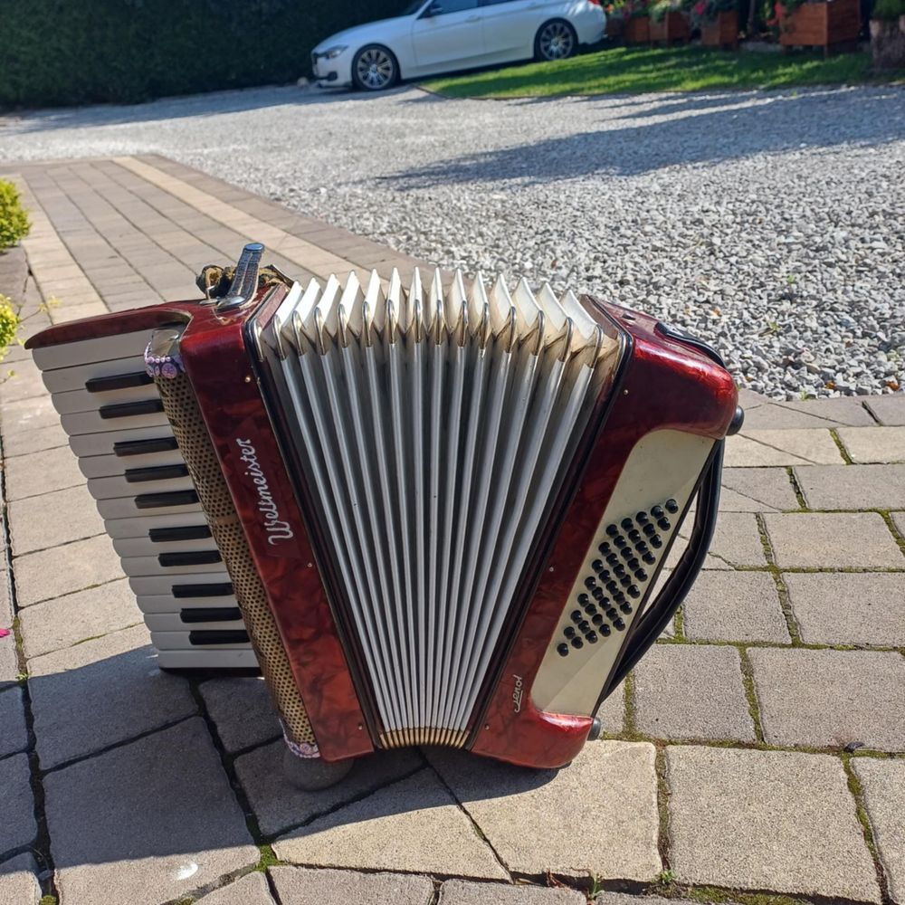 Akordeon Weltmeister 40 basów