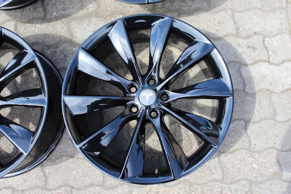 oryg tesla model s lift 21cali 5x120 et40 8,5j tpms