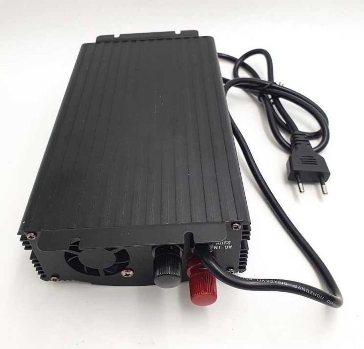 АКЦИЯ! Преобразователь тока 12V-220V 1300W c подзарядкой. Инвертор.