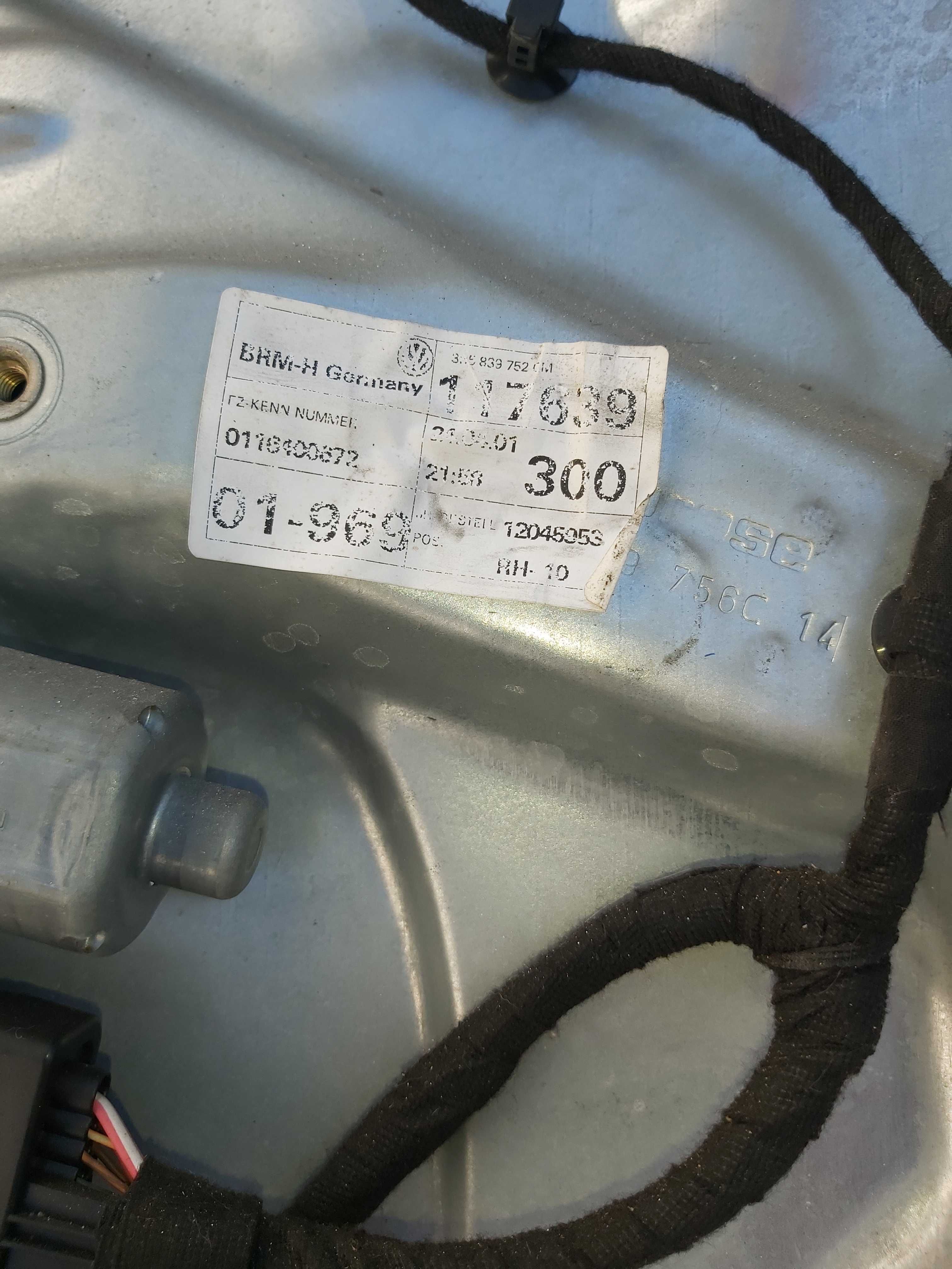 Porta passat traseira direita