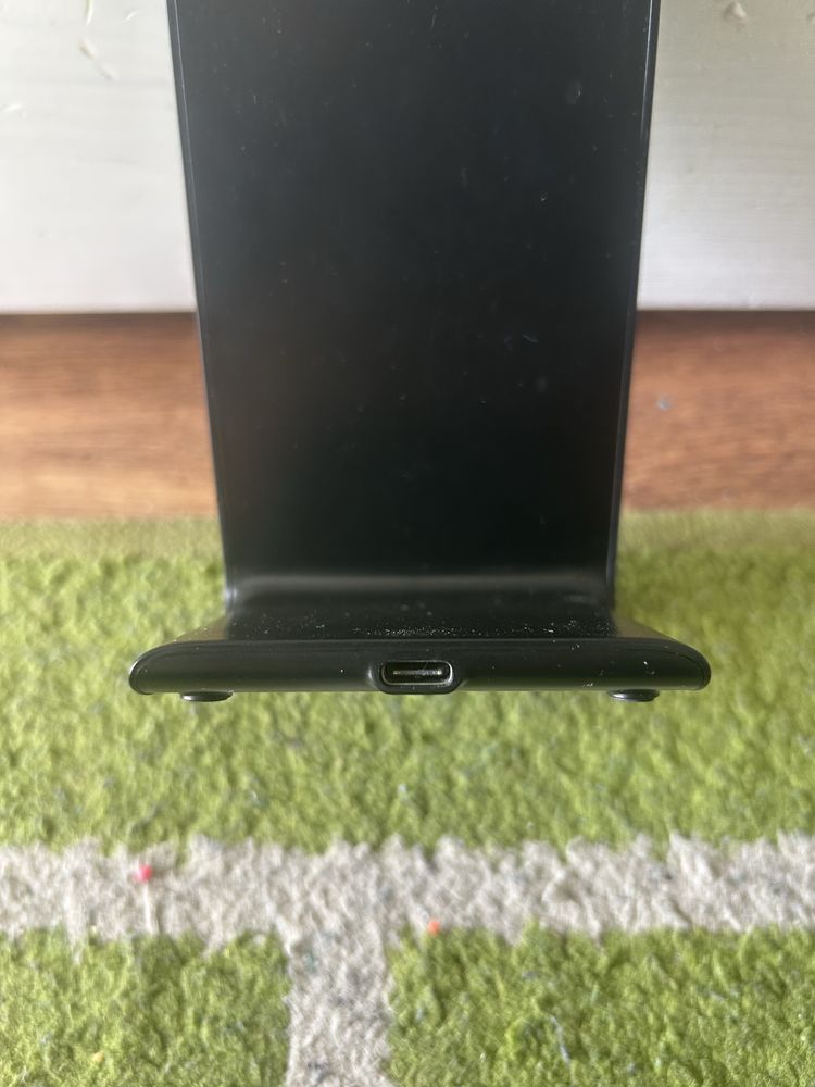 Ładowarka bez przewodowa  APPIO Quick charge 3.0