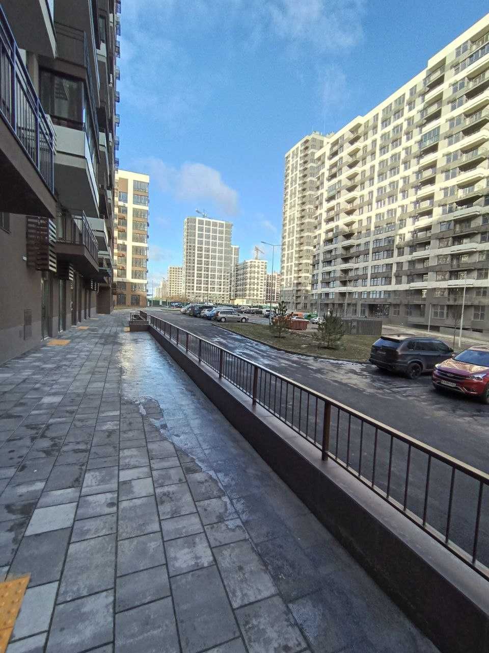 ЖК Варшавский. Фасадное помещение "Open Space" 37 м2