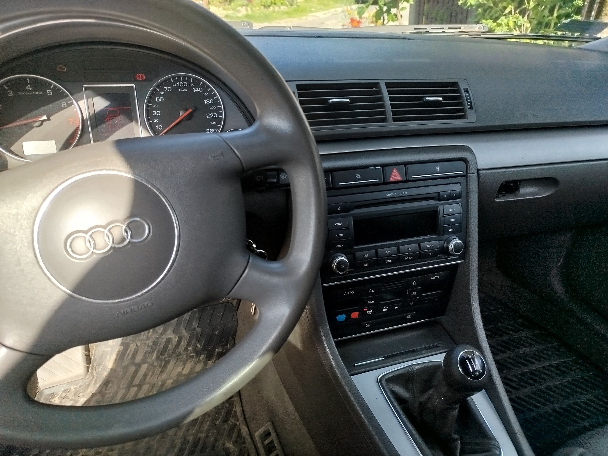 Audi a4 b6. Sedan 1.8 turbo 150 km