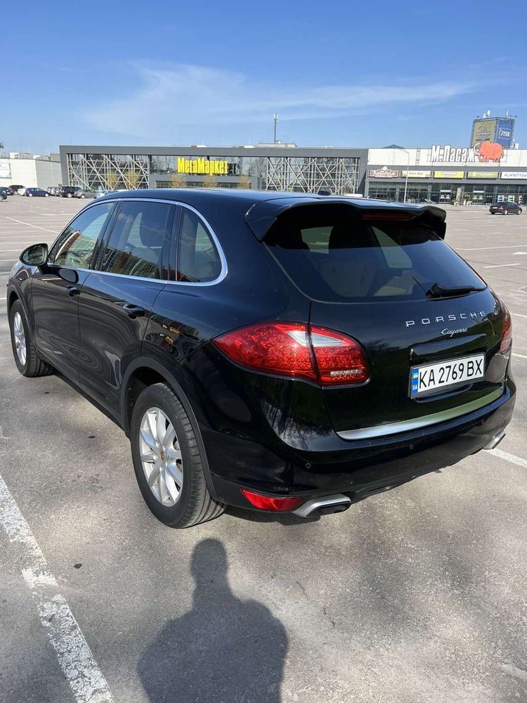 Porsche Cayenne Platinum Edition