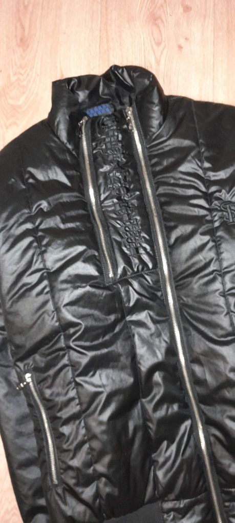 Новая курточка на весну L (46-48 размер)
