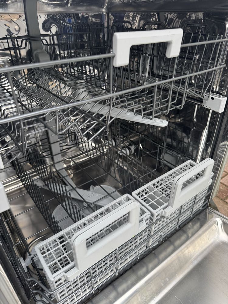 Zmywarka pod Zabudowe Whirlpool Szeroka 60