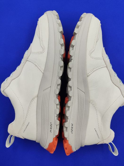 Трекінгові Кросівки Clarks - 39,5 розмір. Waterproof