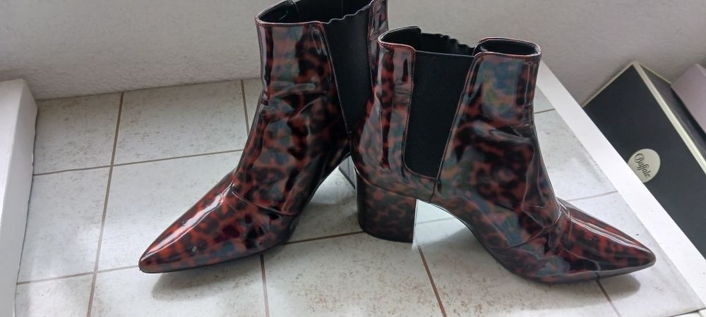 Botas t 36,9€,pele
