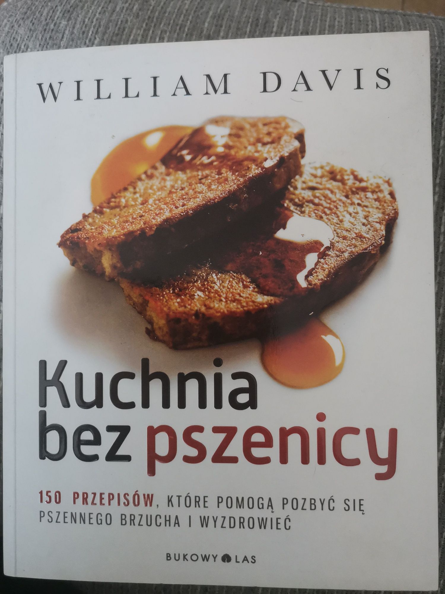 Sprzedam książkę "Kuchnia bez pszenicy".