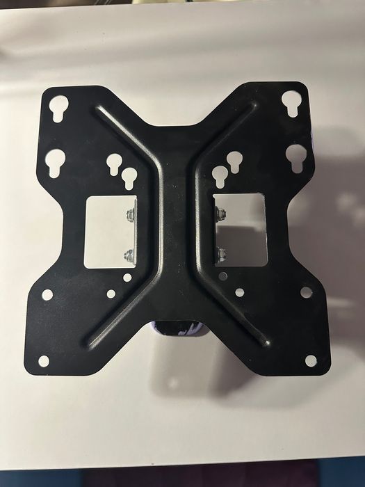 Кріплення до телевізора