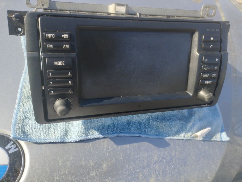 Продам  магнітолу Alpine