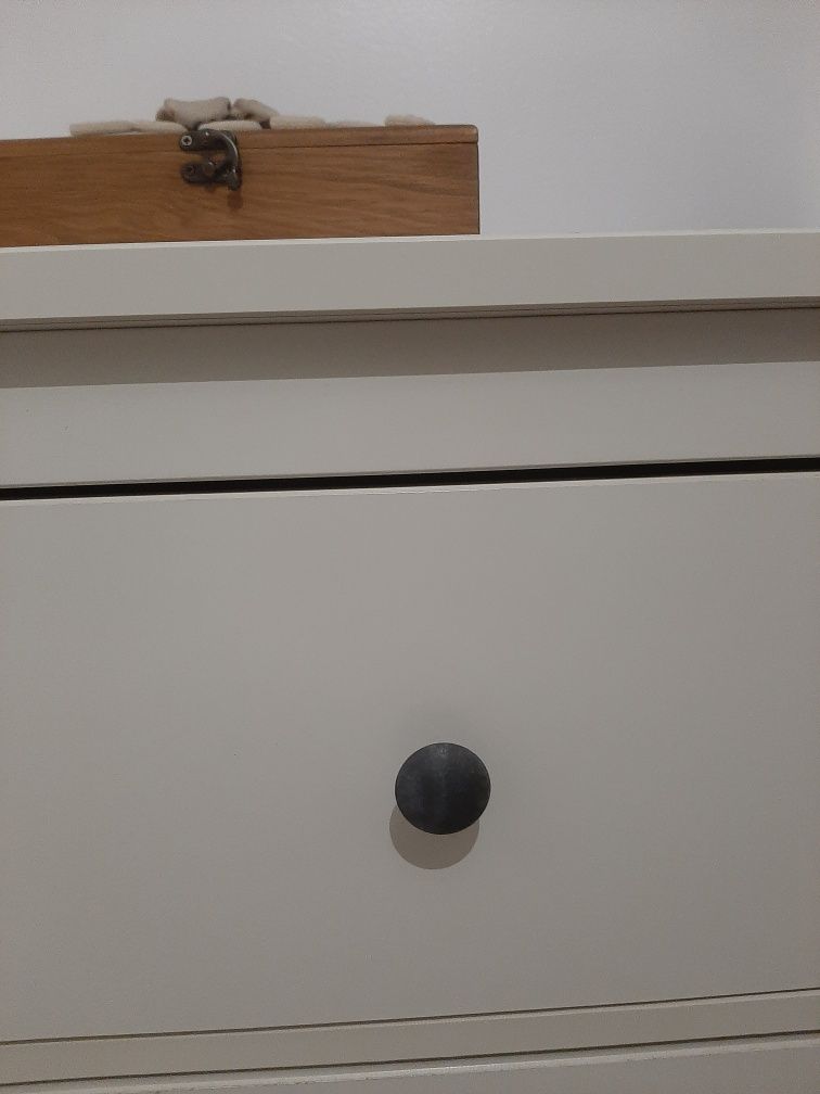 Cómoda Hemnes branca