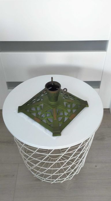 stojak pod choinkę żeliwny z czasów PRL