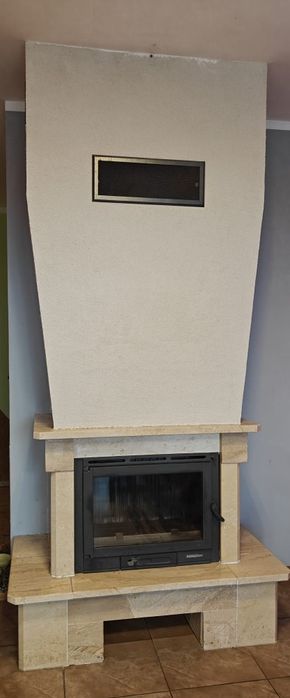 Wkład kominkowy z obudową z marmuru. Nordflam 24kW