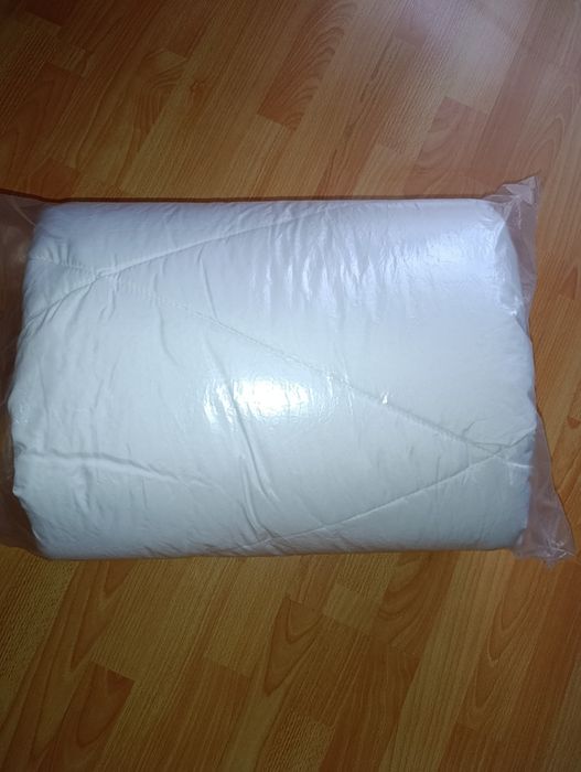 Продам НОВЕ двохспальне одіяло.