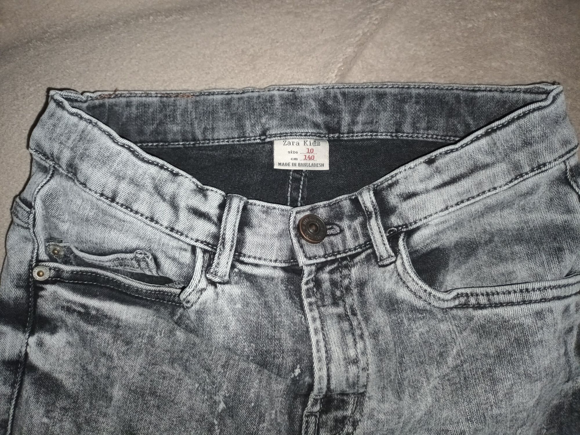 Zara spodnie jeansy chłopięce 140