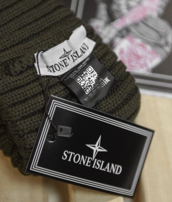 Нова шапка  Stone Island з логотипом зелена
