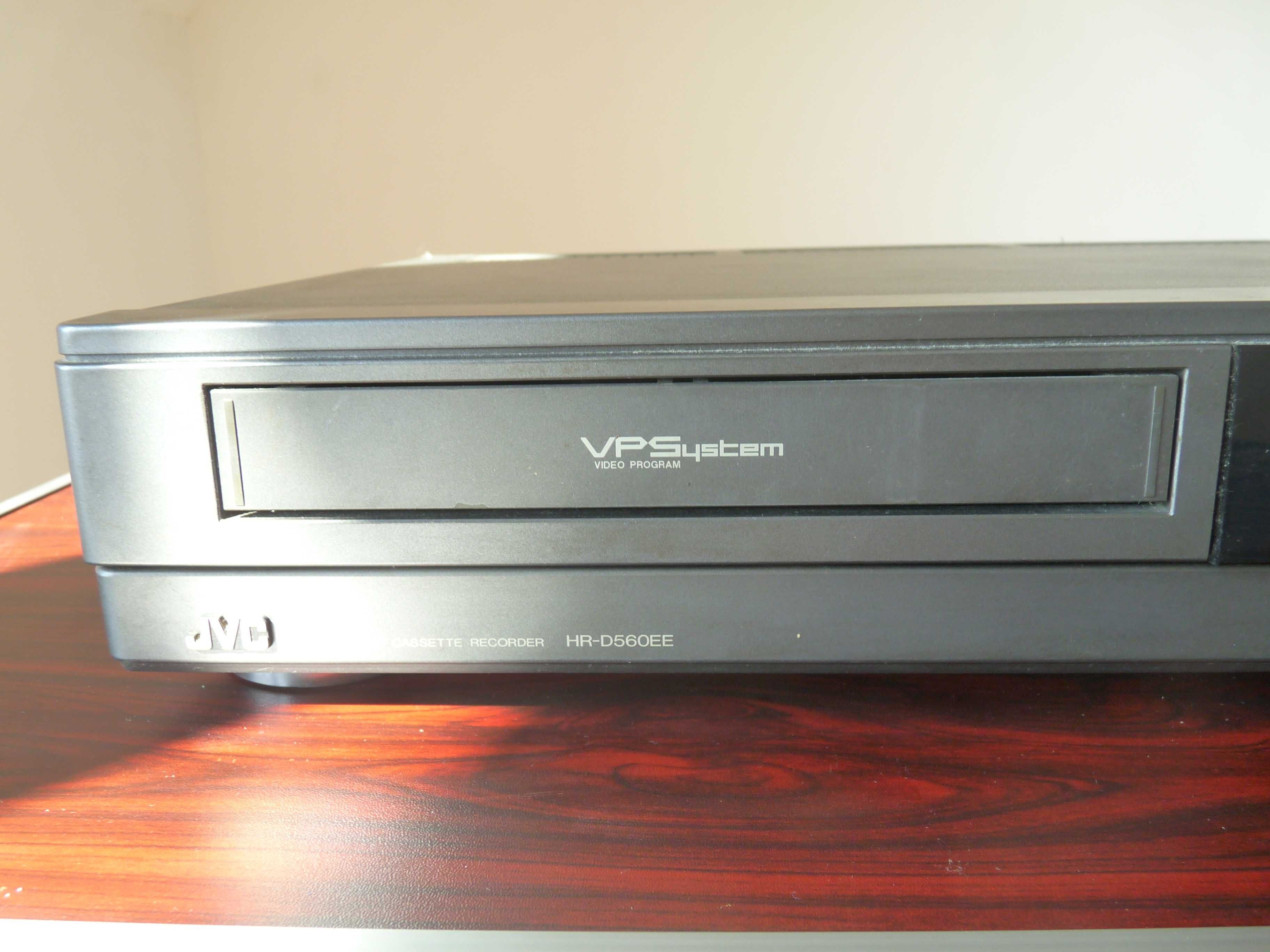 magnetowid JVC HR-D 560 EE