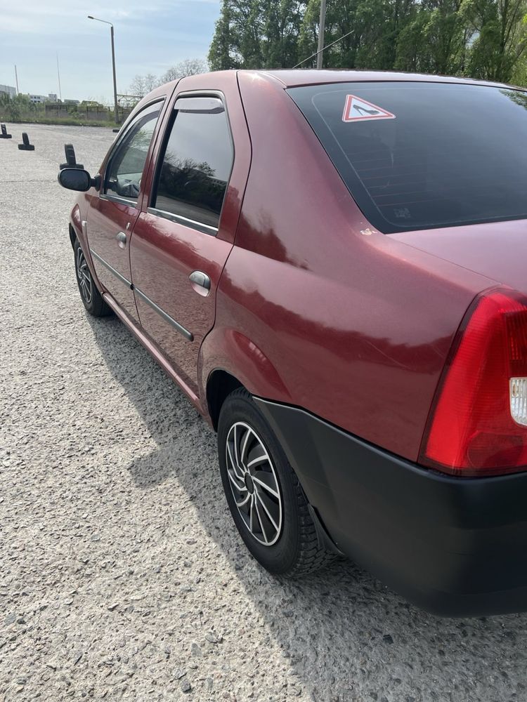 Дача Логан 2006 (dacia logan)