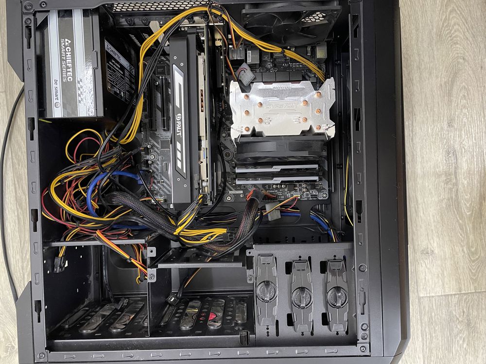 Ігровий ПК Ryzen 5 1600x/16 GB 3200Mhz/SSD 250GB/GTX 1060 6GB