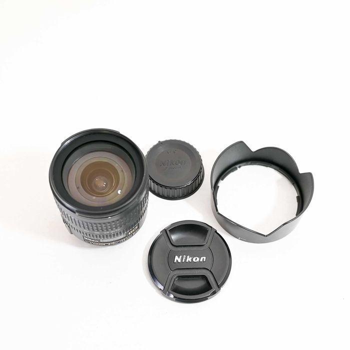 Nikon 18-70 f/3.5-4.5 AF-S DX IF ED G
