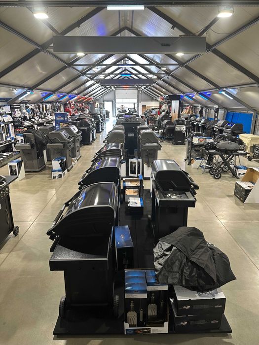 Grill gazowy ogrodowy Napoleon Freestyle 365 3 palniki okazje do -50%