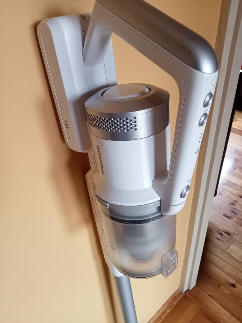 Odkurzacz bezprzewodowy Grundig 18V