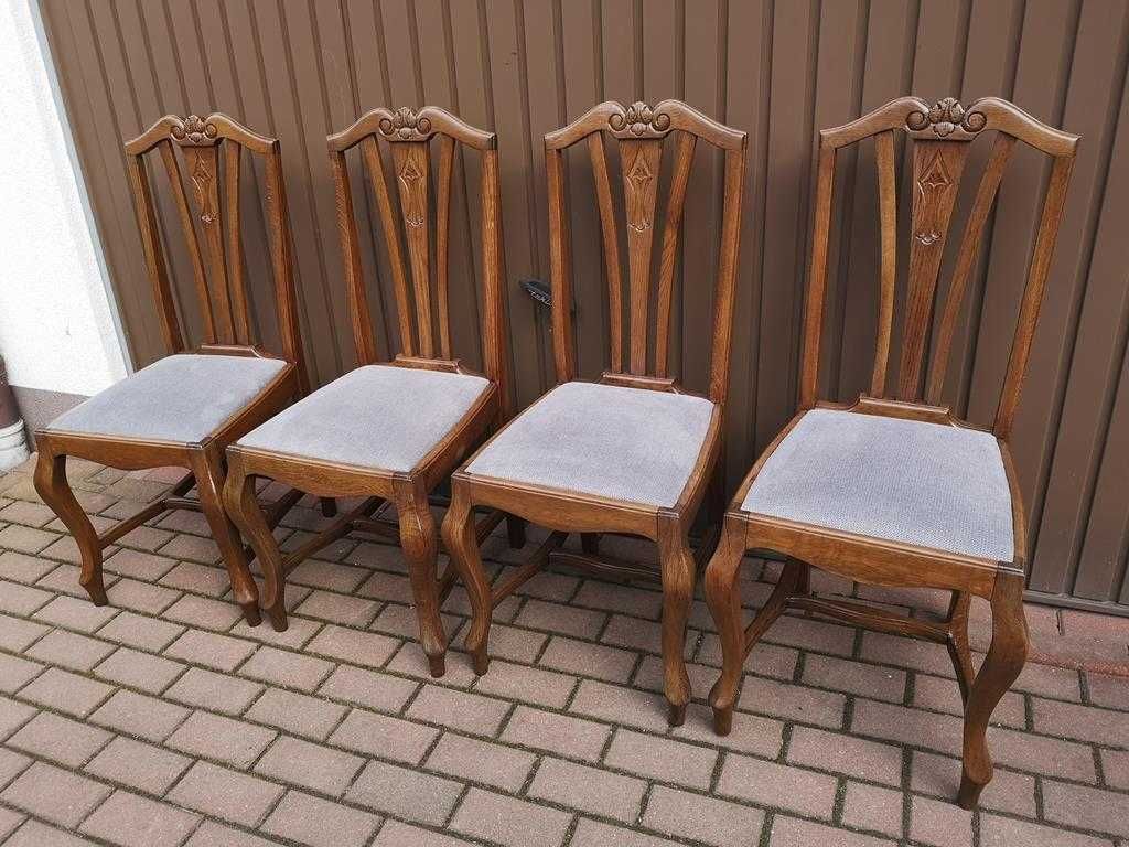 Krzesła Dębowe Stare Antyk Komplet 4 Sztuki W Bardzo Dobrym Stanie.