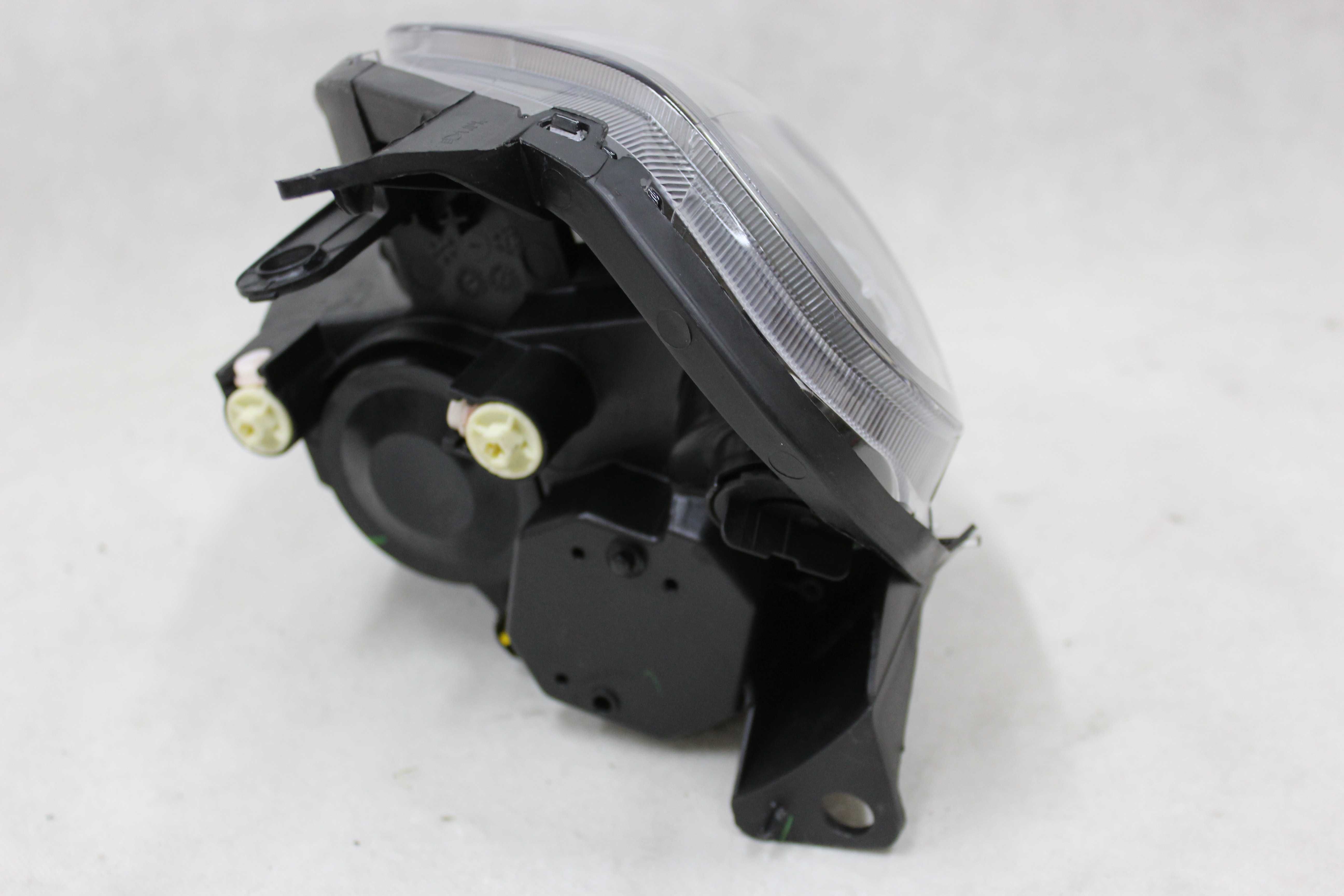 Lampa prawa reflektor przedni przód FIAT GRANDE PUNTO 05-09 Czarna !