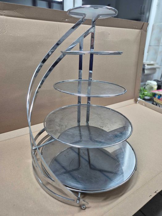 Stojak do tortów, 5 piętrowy, spiralny.