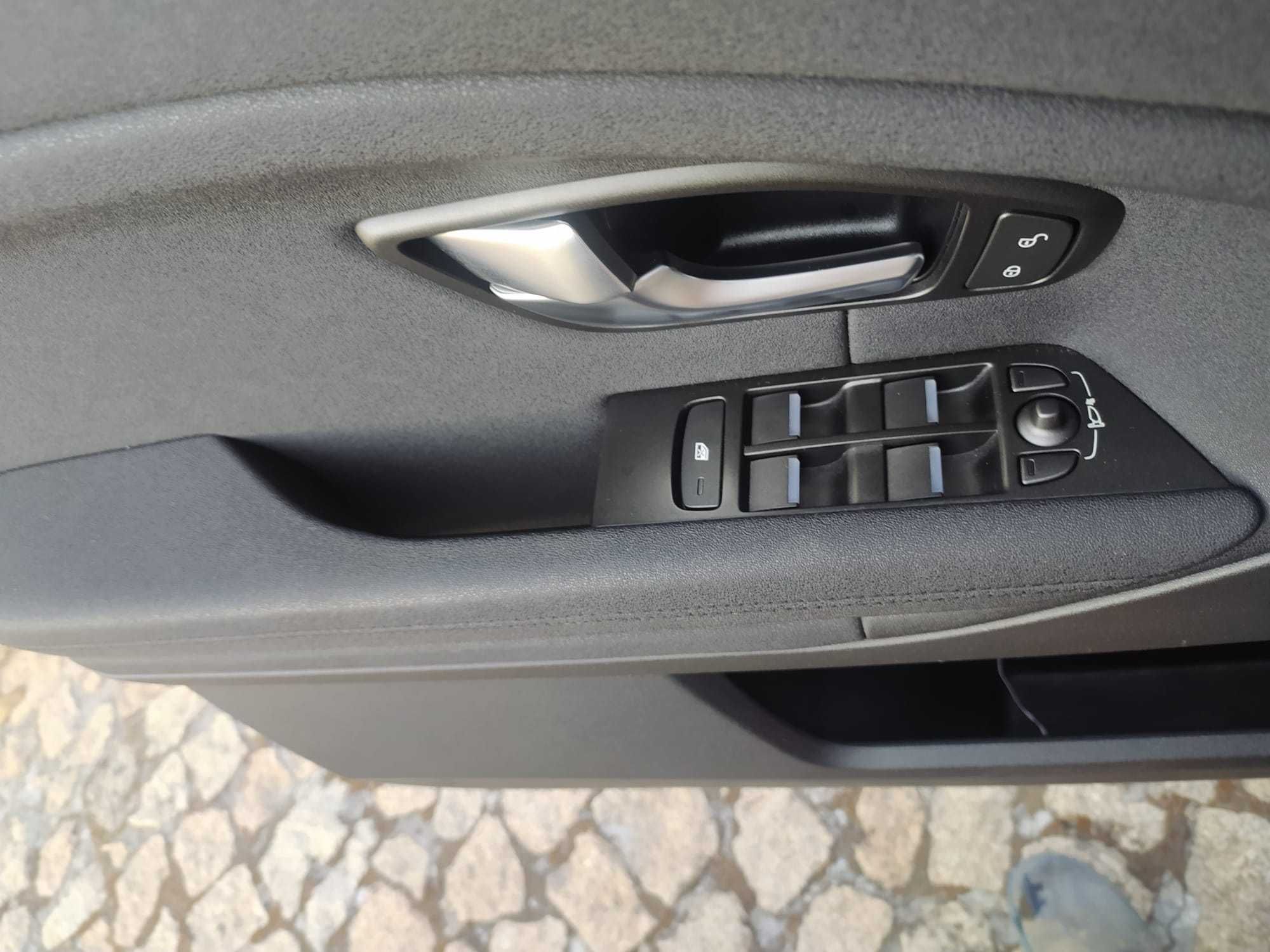 Land Rover Evoque 2.0 D150 como novo