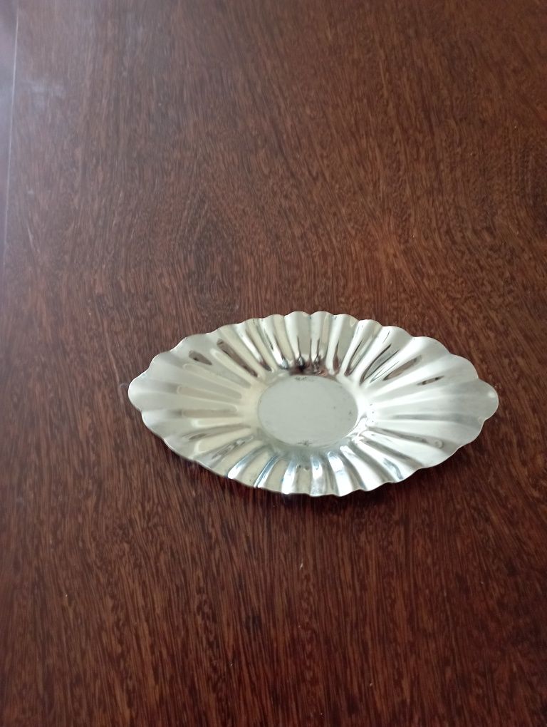 Vendo molheira vidro base inox muito antiga