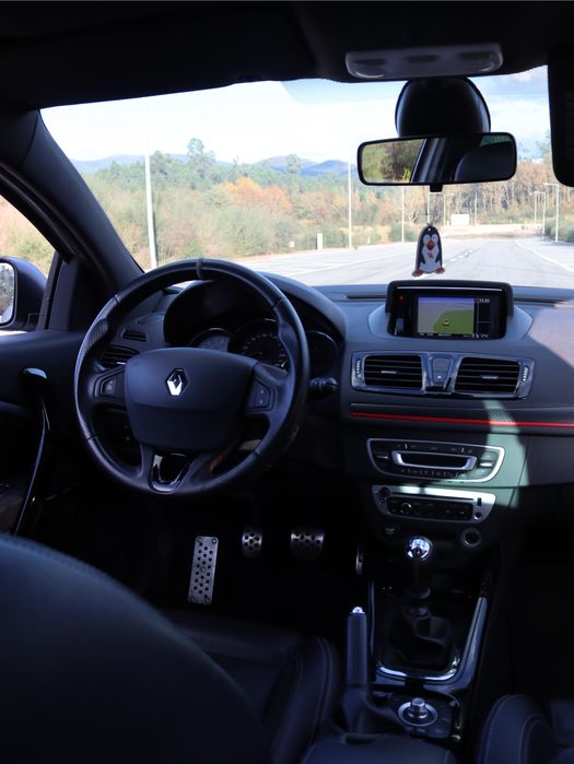 Renault megane 3 RS 322cv