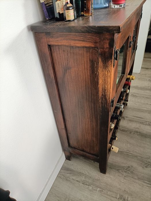 Móvel TV, garrafeira e mesa de centro