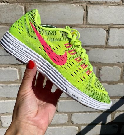 Nike Lunarlon кроссовки оригинал состояние новых